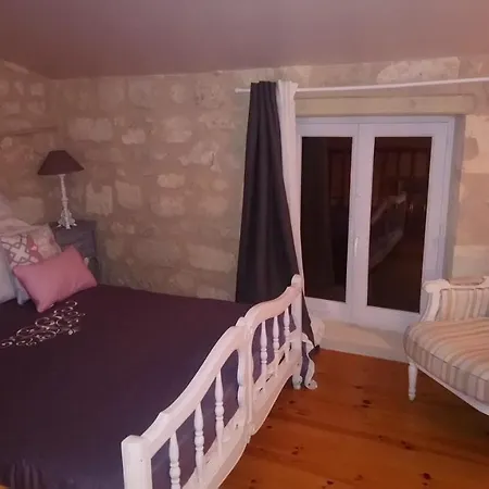 Chambres D'hotes Du Domaine De Lansac Lansac (Gironde)