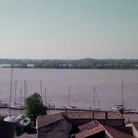 Отель Chambres D'hotes Du Domaine De Lansac