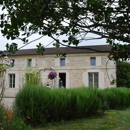 Couette-café Du Domaine De Lansac Lansac (Gironde)
