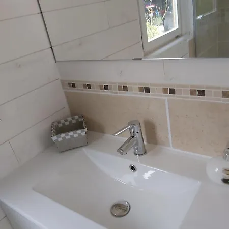 Hotel Chambres D'hotes Du Domaine De Lansac *